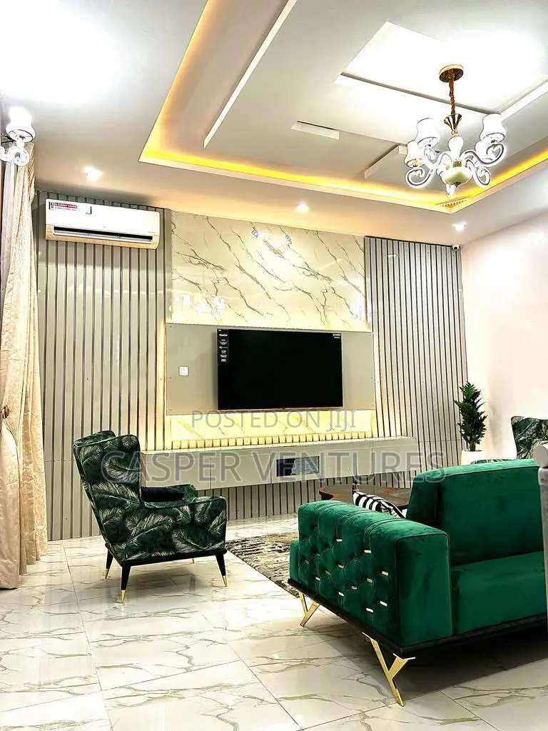 Furnished 4bdrm Apartment in Ikota for rent in Ikota