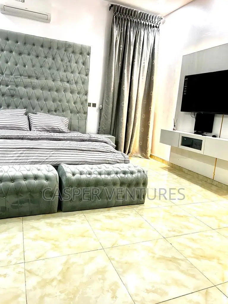 Furnished 4bdrm Apartment in Ikota for rent in Ikota