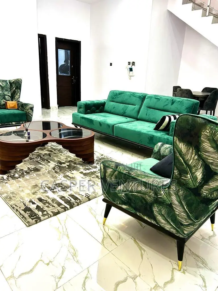 Furnished 4bdrm Apartment in Ikota for rent in Ikota