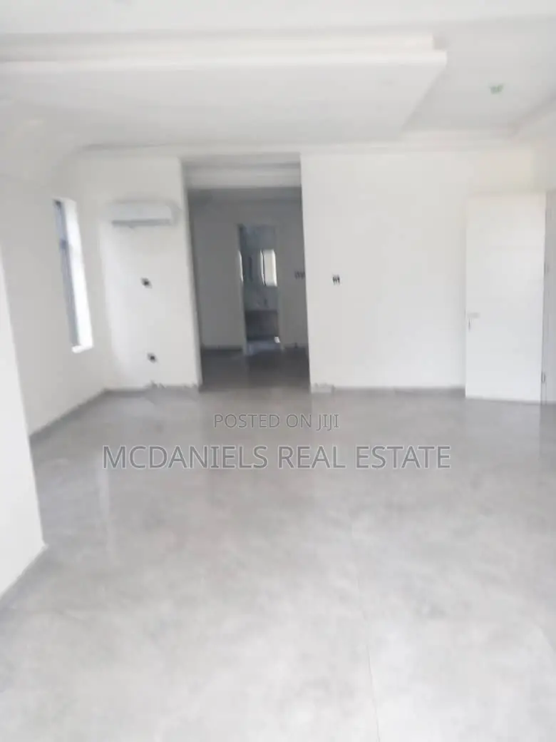 5bdrm House in Victoria Island Extension for sale in Victoria Island Extension
