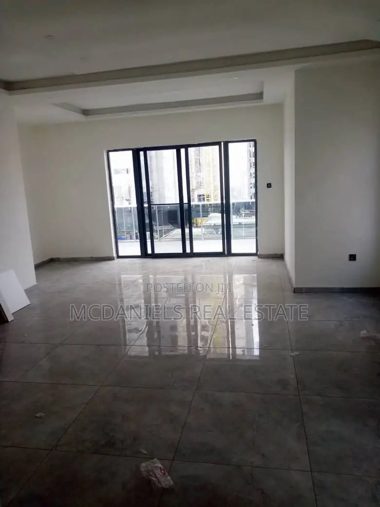 5bdrm House in Victoria Island Extension for sale in Victoria Island Extension
