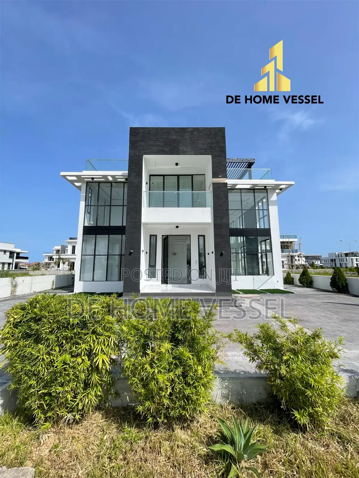 5bdrm Duplex in Ikate for sale in Ikate