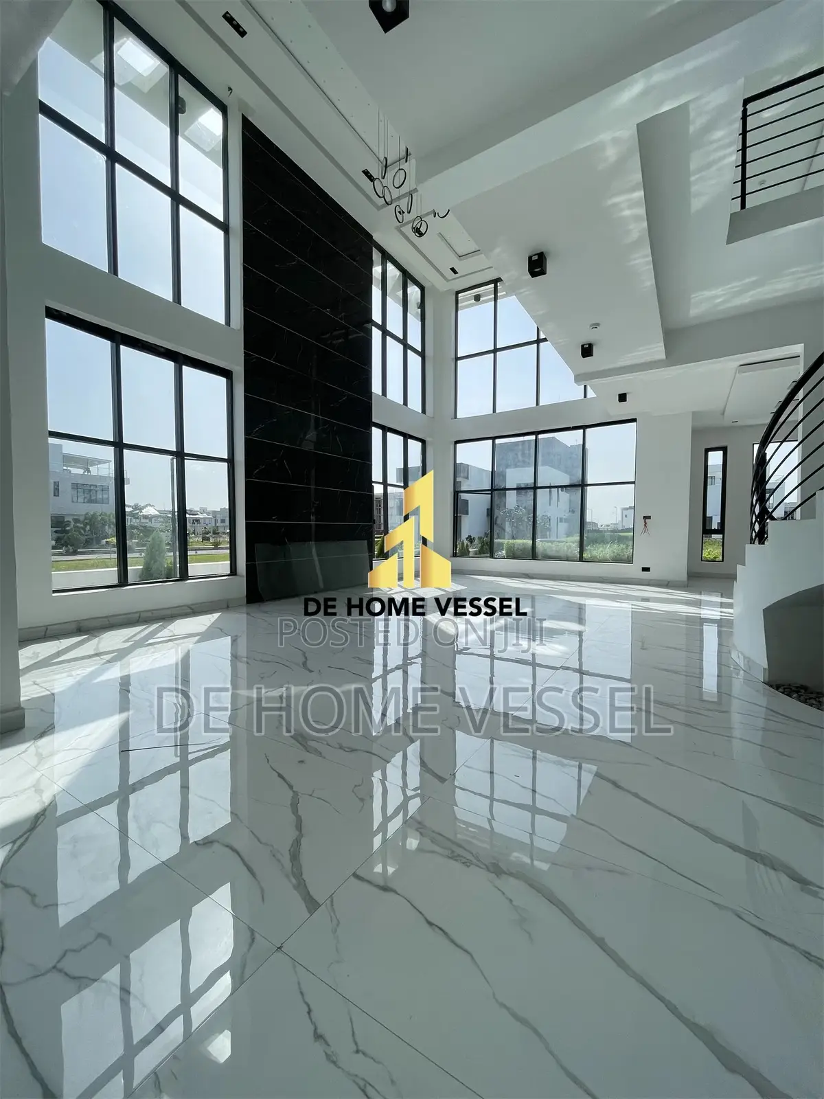 5bdrm Duplex in Ikate for sale in Ikate