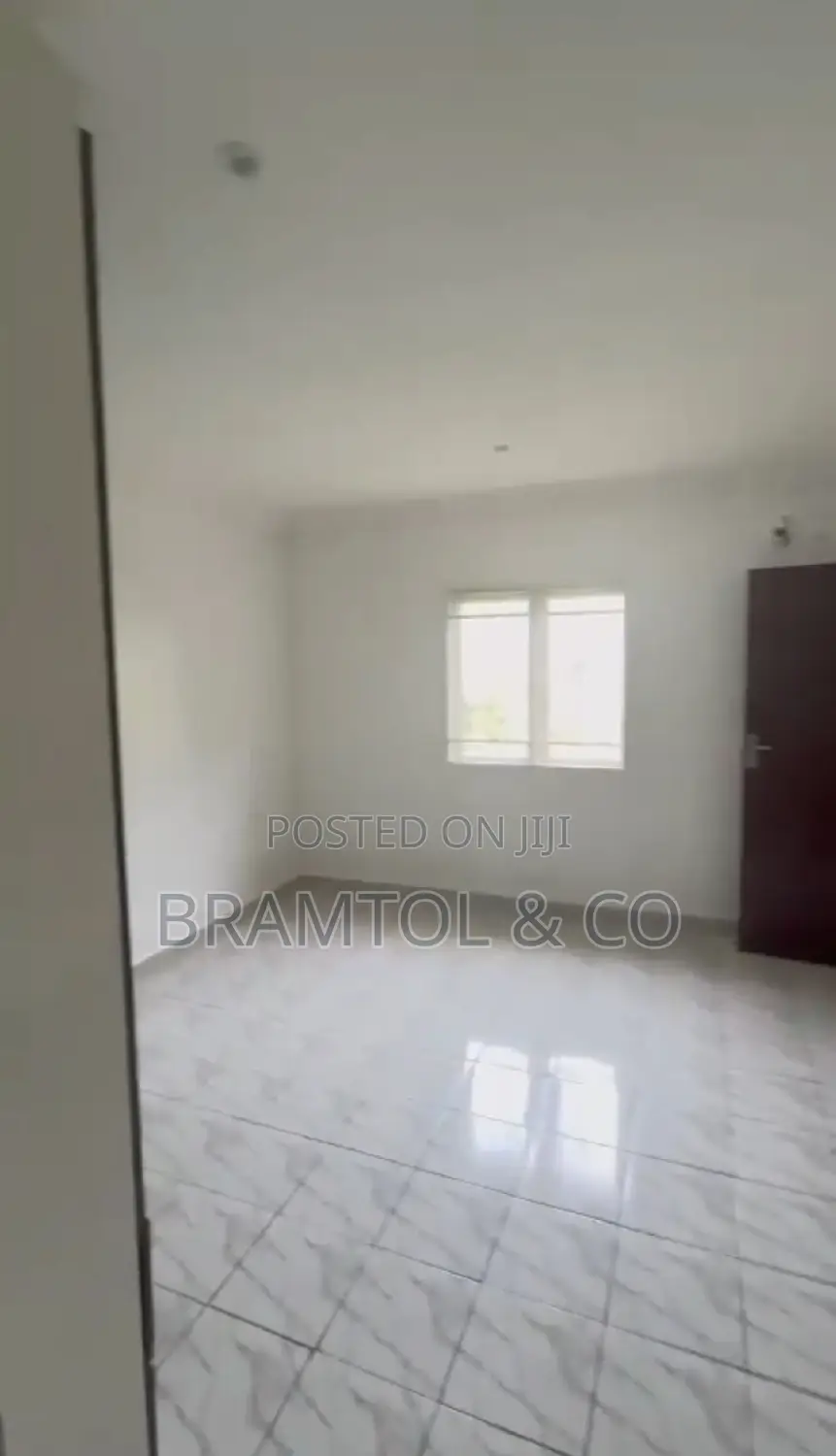2bdrm Block of Flats in Life Camp for rent in Life Camp