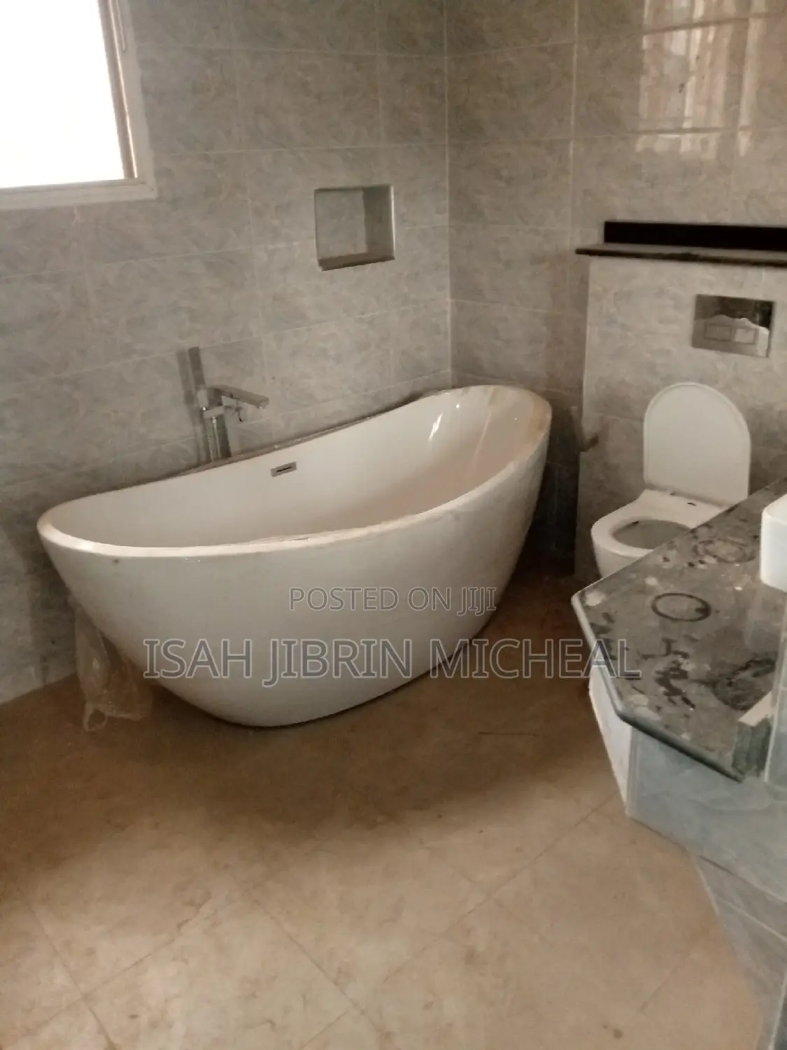 5bdrm Duplex in F01 Main Kubwa for sale in Kubwa