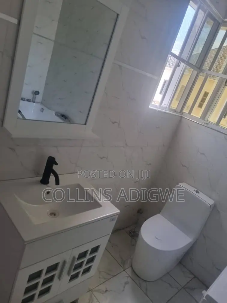 4bdrm Duplex in Oral Estate Chevron for sale in Chevron
