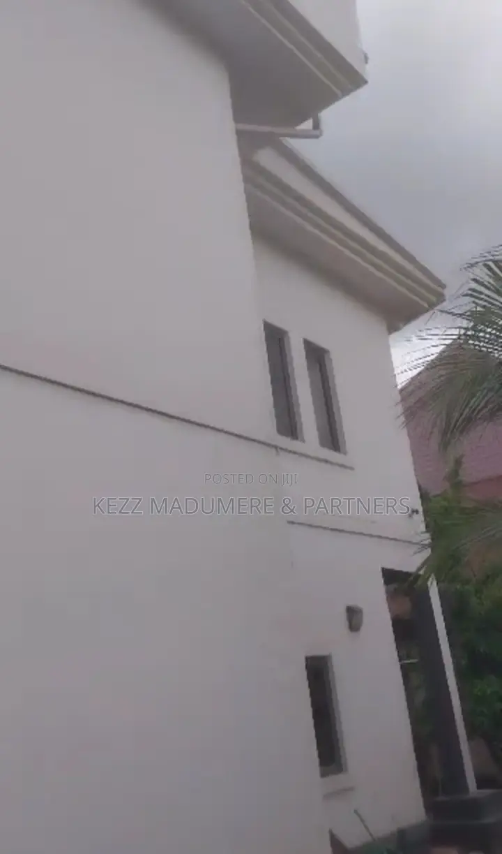 10bdrm Duplex in Suncity Estate , for sale in Enugu
