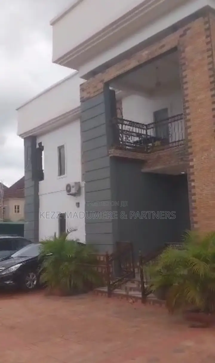 10bdrm Duplex in Suncity Estate , for sale in Enugu