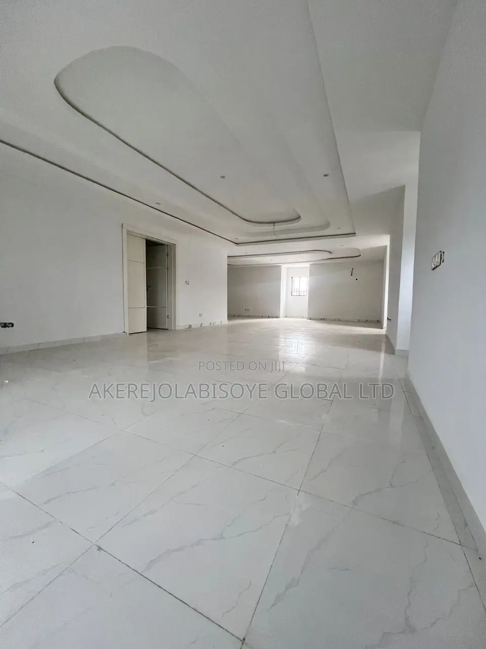 5bdrm Duplex in Karsana Gwarinpa, Gwagwa for sale in Gwagwa