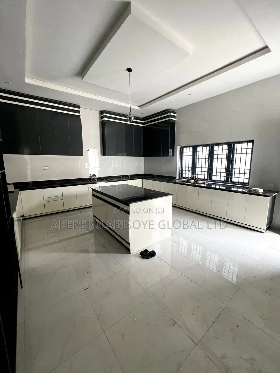 5bdrm Duplex in Karsana Gwarinpa, Gwagwa for sale in Gwagwa