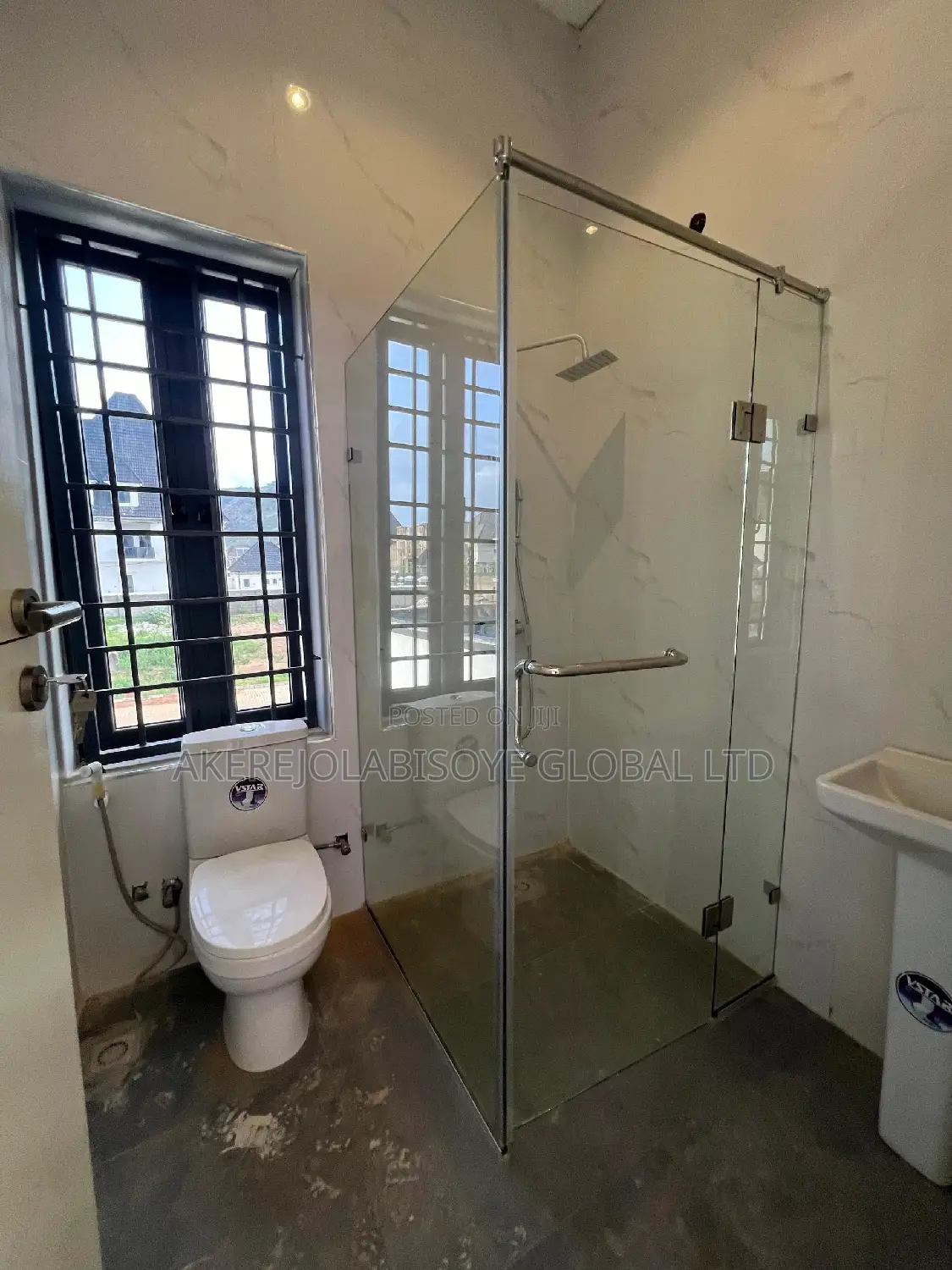 6bdrm Duplex in In An Estate Karsana for sale in Gwarinpa