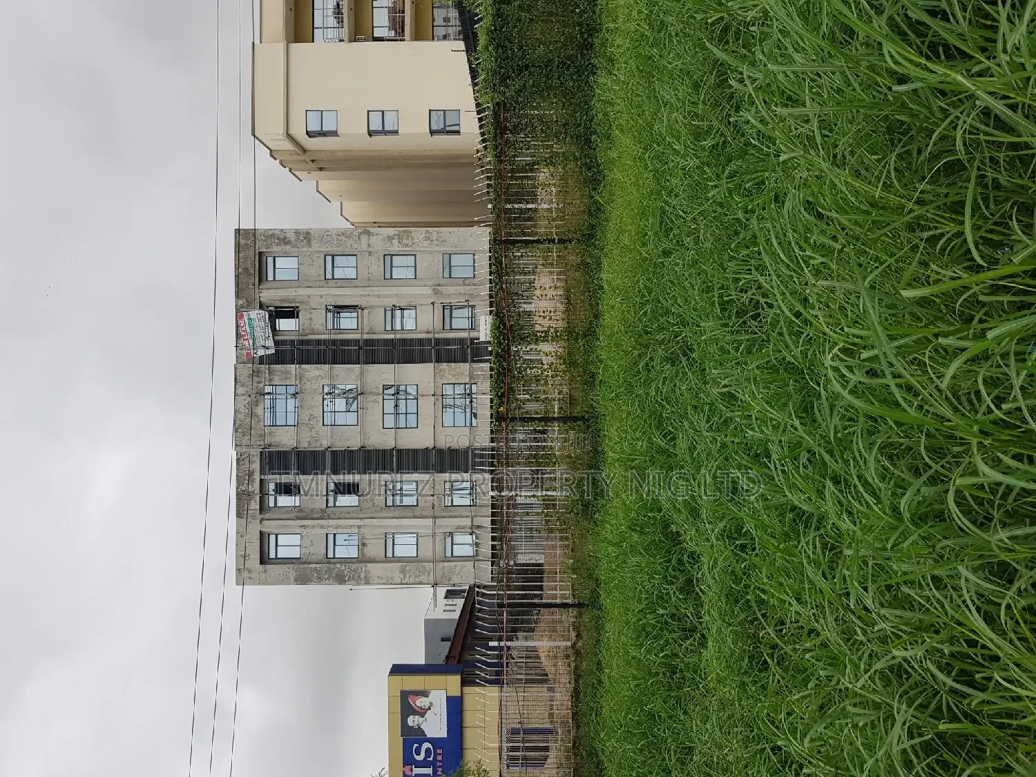Warehouse, Open Space,Show Room,Lekki Epe Express Ikate in Lekki