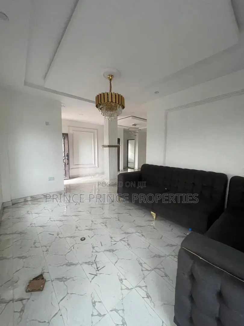 Furnished 2bdrm Block of Flats in Surulere for rent in Surulere