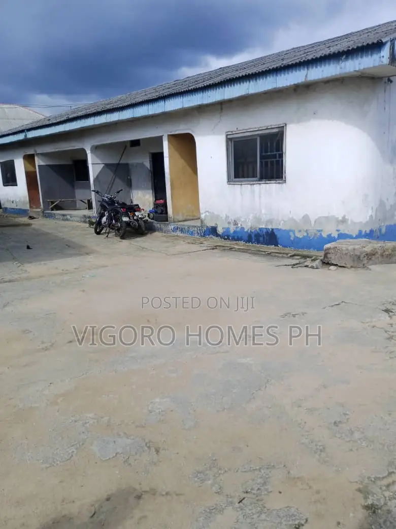 1bdrm Block of Flats in Port-Harcourt for sale in Port-Harcourt