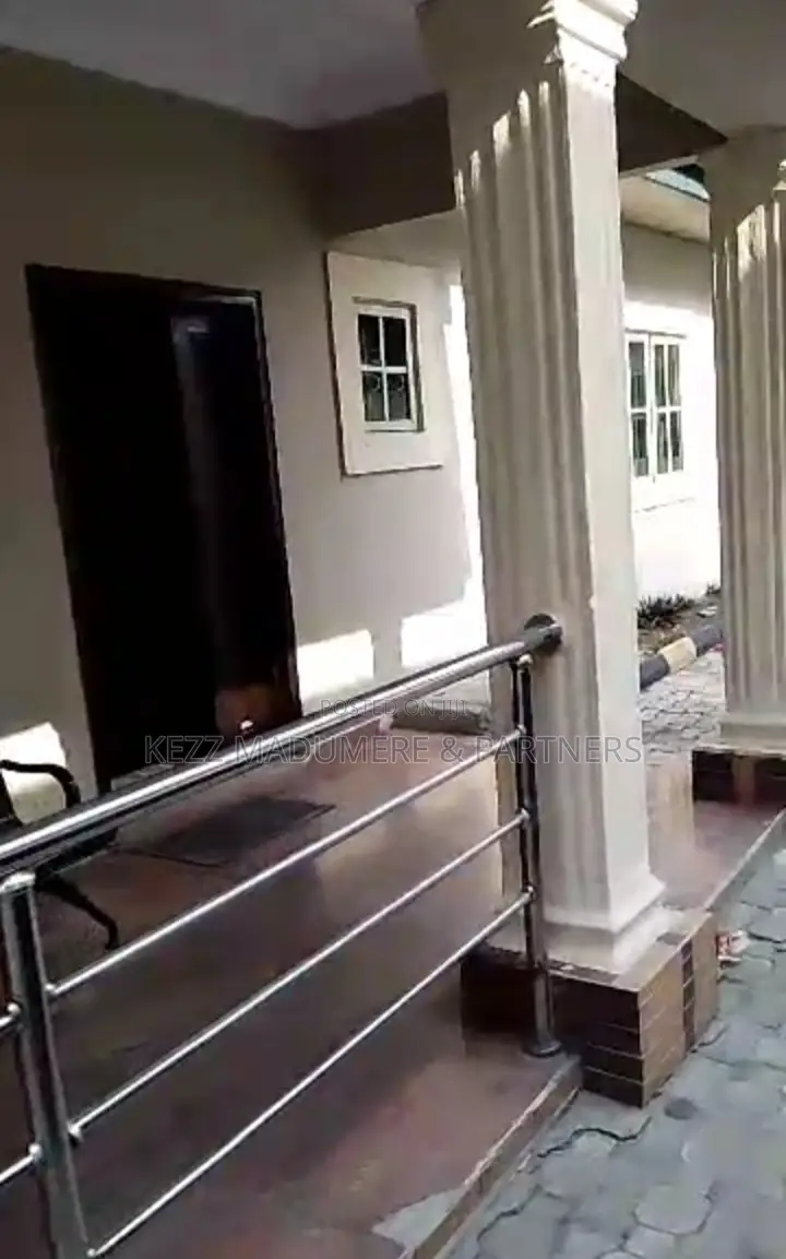 4bdrm Bungalow in Off Harruk Road , for sale in Port-Harcourt