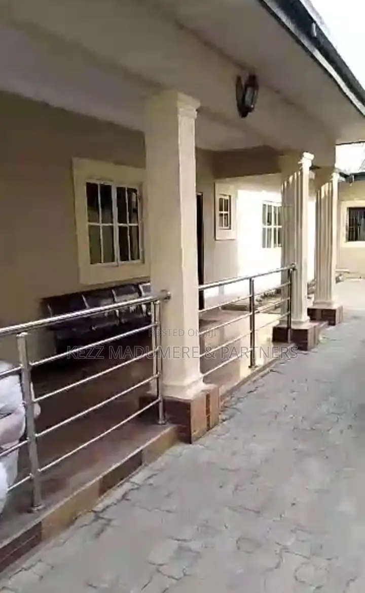 4bdrm Bungalow in Off Harruk Road , for sale in Port-Harcourt