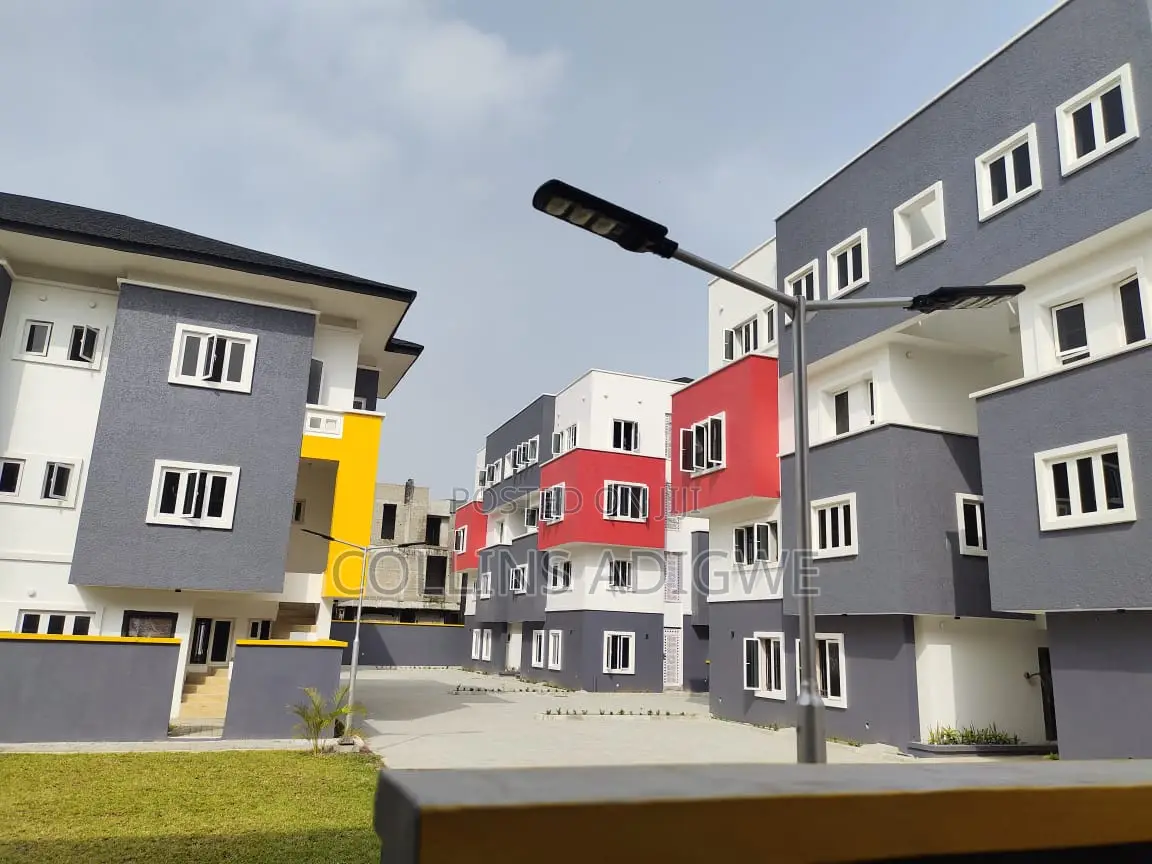 4bdrm Duplex in Ikate-Lekki Inside for sale in Ikate