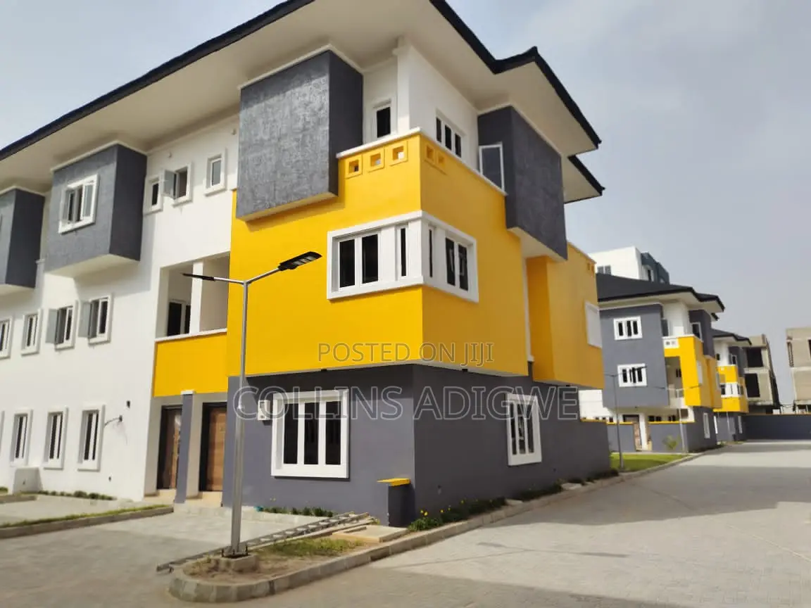 4bdrm Duplex in Ikate-Lekki Inside for sale in Ikate