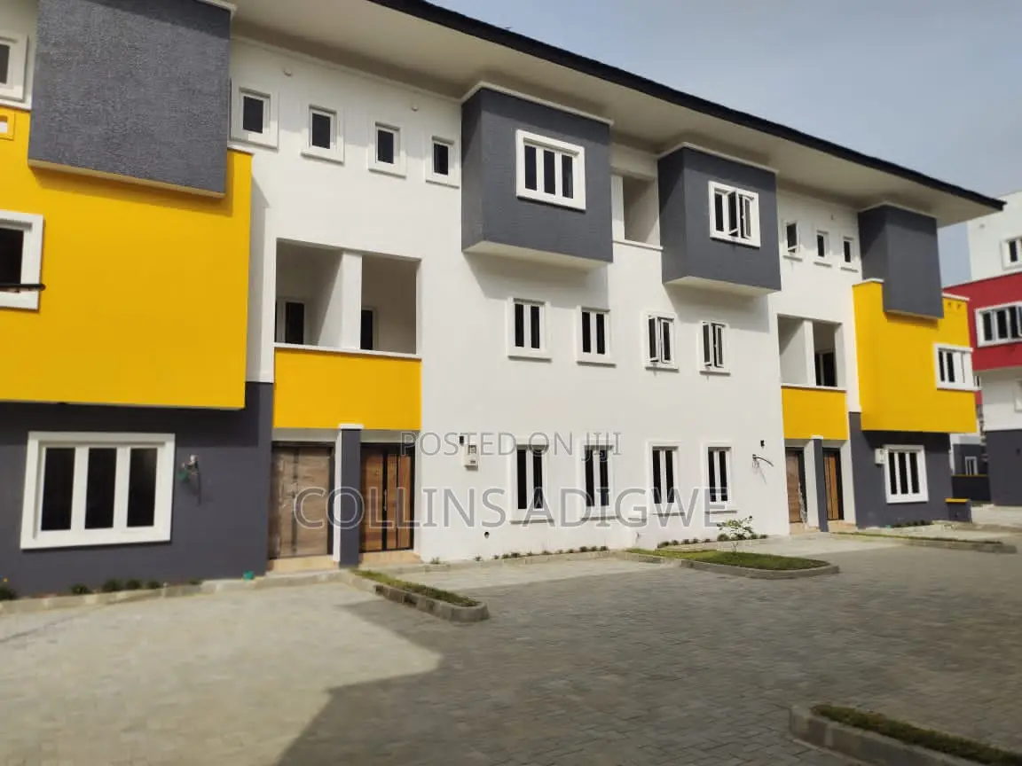 4bdrm Duplex in Ikate-Lekki Inside for sale in Ikate