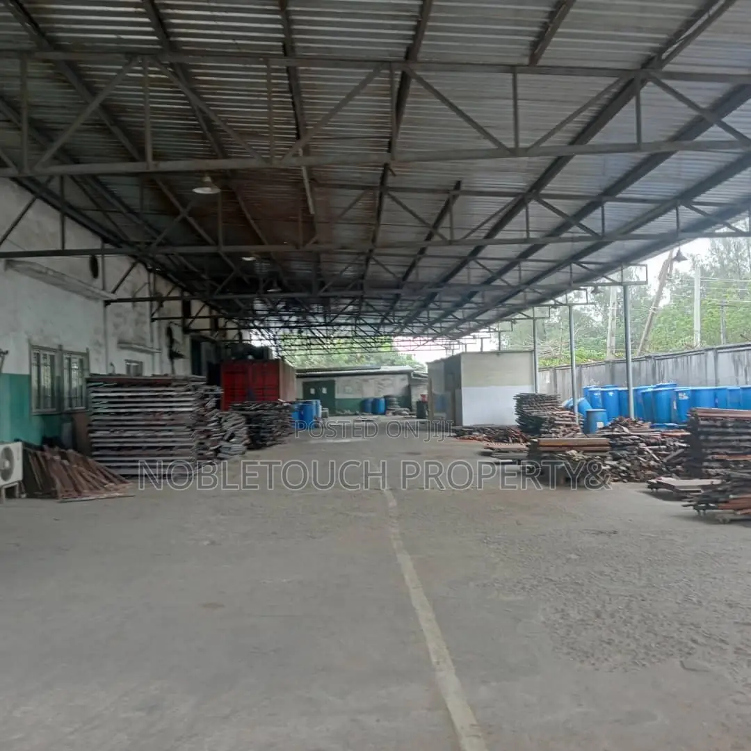 3 Bay Warehouse With Offices at Ikeja Lagos in Oregun