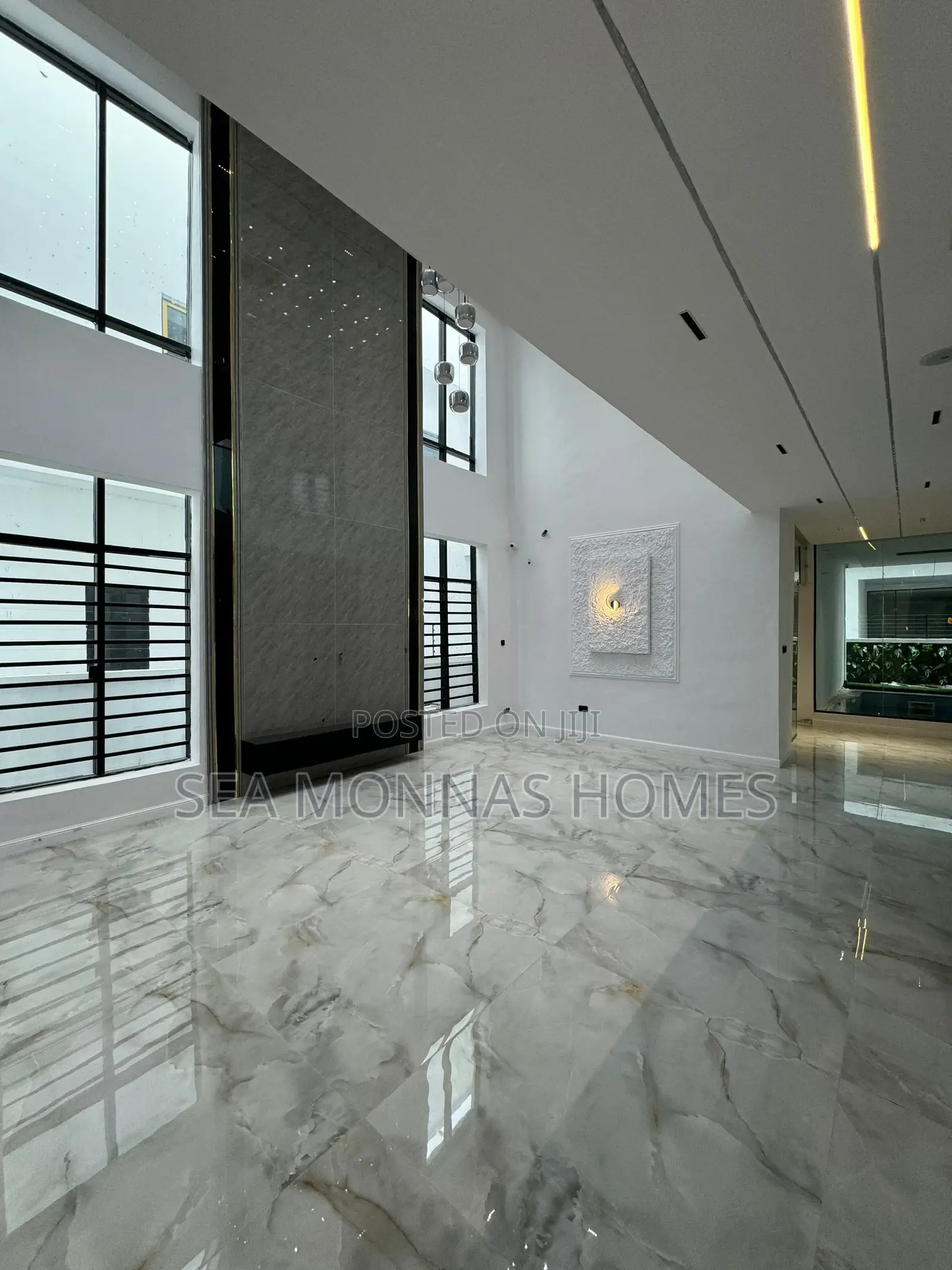 5bdrm Duplex in Lekki Phase 2 for sale in Lekki Phase 2