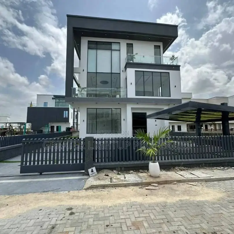 Furnished 5bdrm Duplex in Osapa London Lekki for sale in Lekki