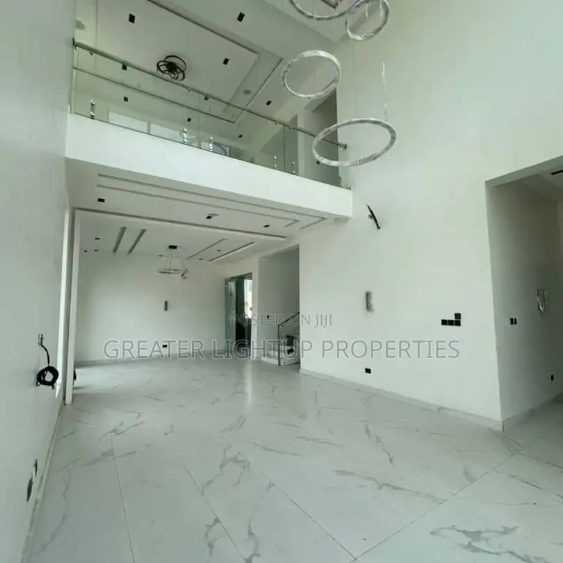 Furnished 5bdrm Duplex in Osapa London Lekki for sale in Lekki
