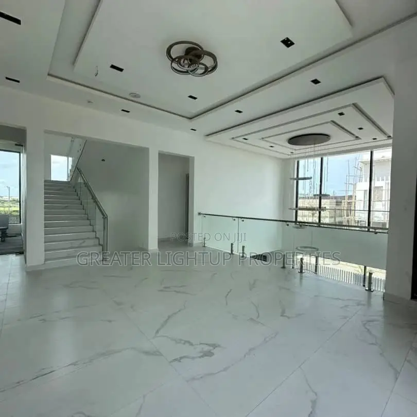 Furnished 5bdrm Duplex in Osapa London Lekki for sale in Lekki