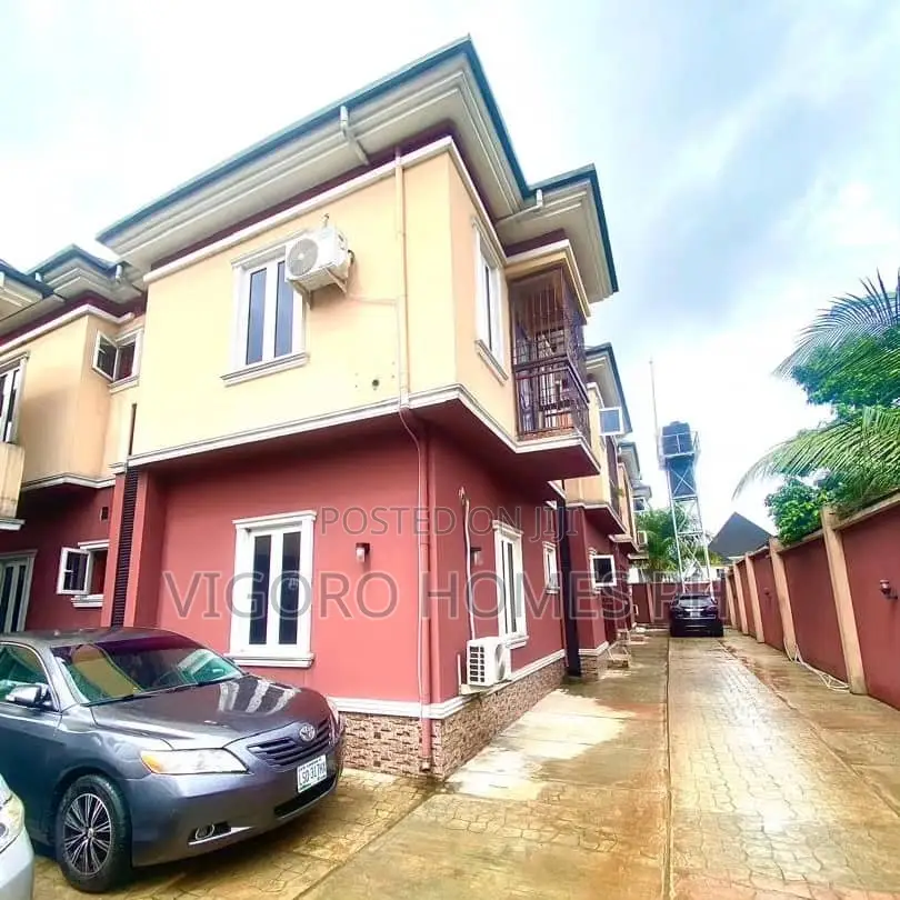 2bdrm Block of Flats in Shell Cooperative, Port-Harcourt for sale in Port-Harcourt