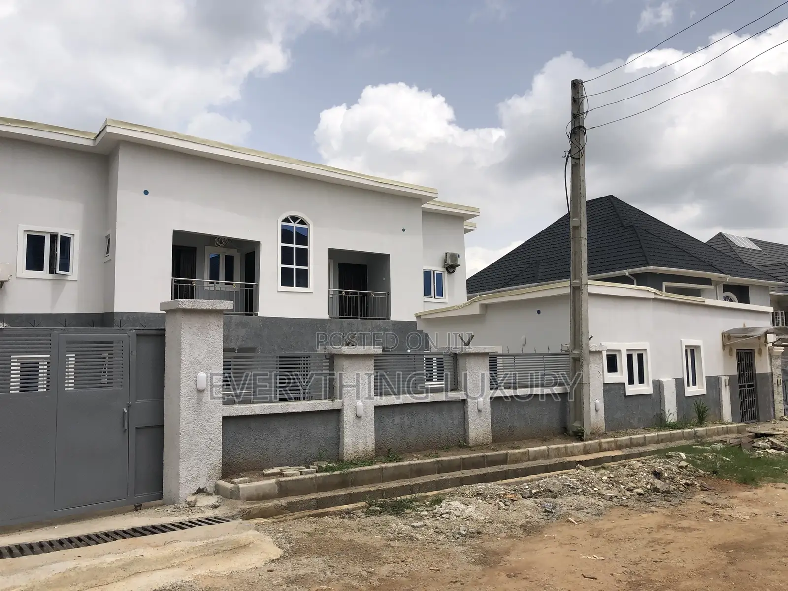 2bdrm Block of Flats in Ushafa for rent in Ushafa