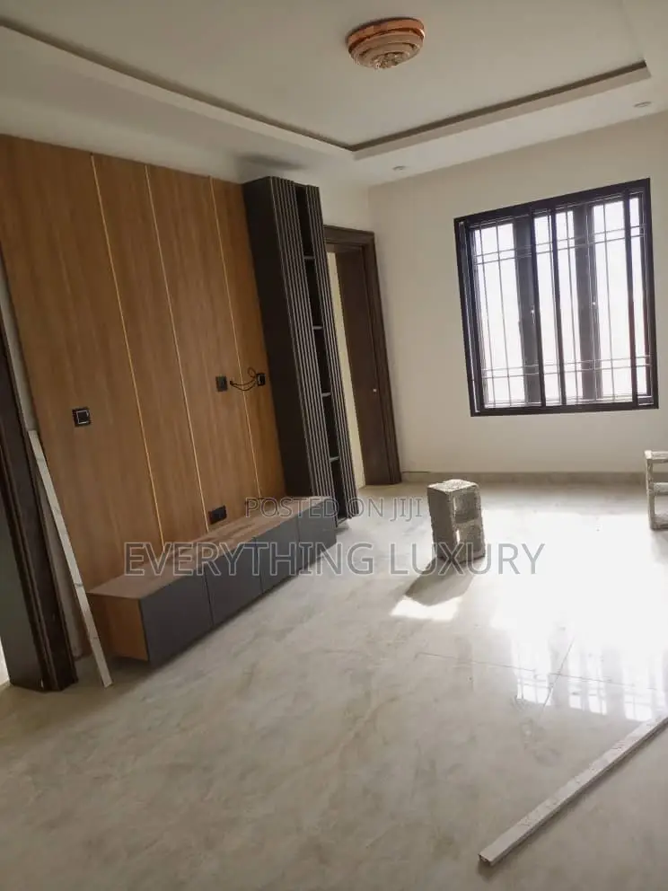 4bdrm Bungalow in Ushafa for rent in Ushafa