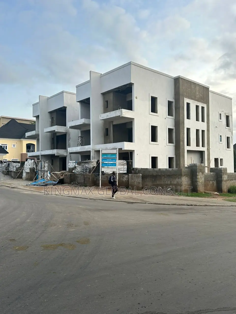 5bdrm Duplex in Guzape District for sale in Guzape District