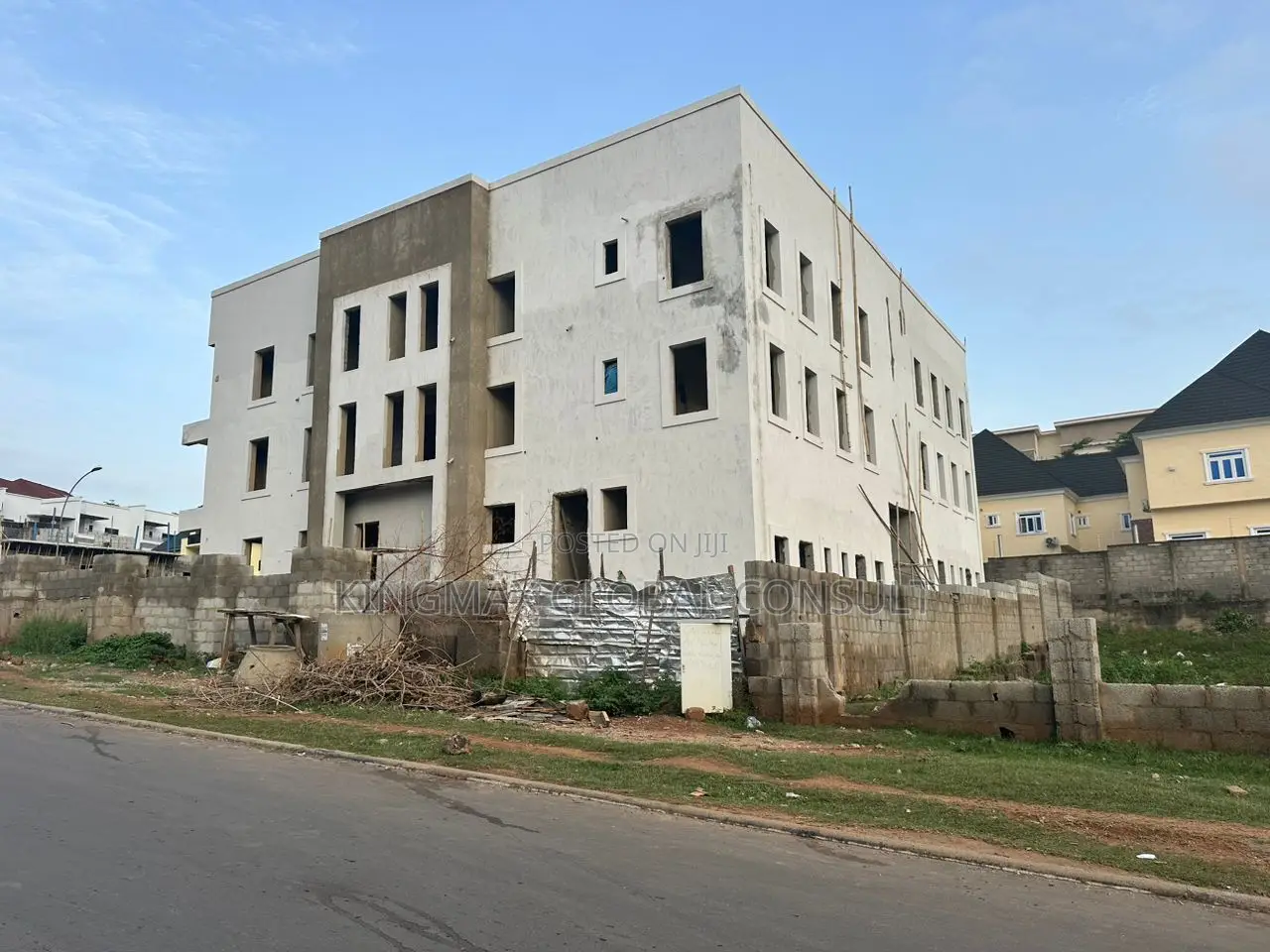 5bdrm Duplex in Guzape District for sale in Guzape District