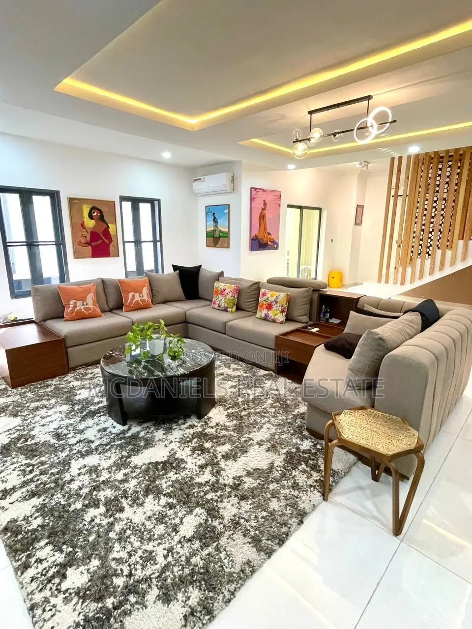 Furnished 4bdrm Townhouse/Terrace in Lekki Phase 1 for Rent in Lekki Phase 1