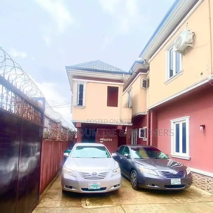 4bdrm Block of Flats in Shell Cooperative, Port-Harcourt for sale in Port-Harcourt