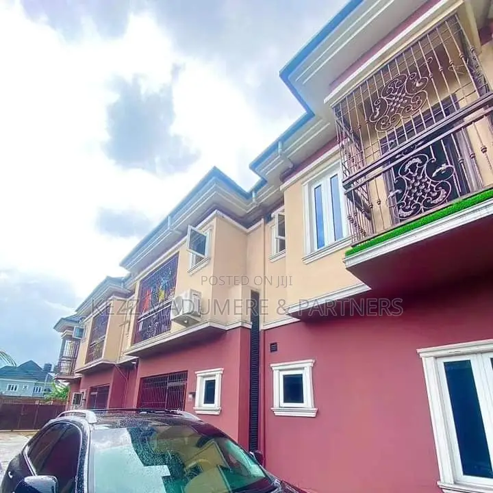 4bdrm Block of Flats in Shell Cooperative, Port-Harcourt for sale in Port-Harcourt
