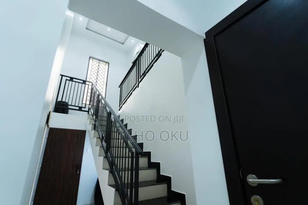 3 Bedroom Duplex, Gra Port Harcourt in GRA Phase 2 / Port-Harcourt