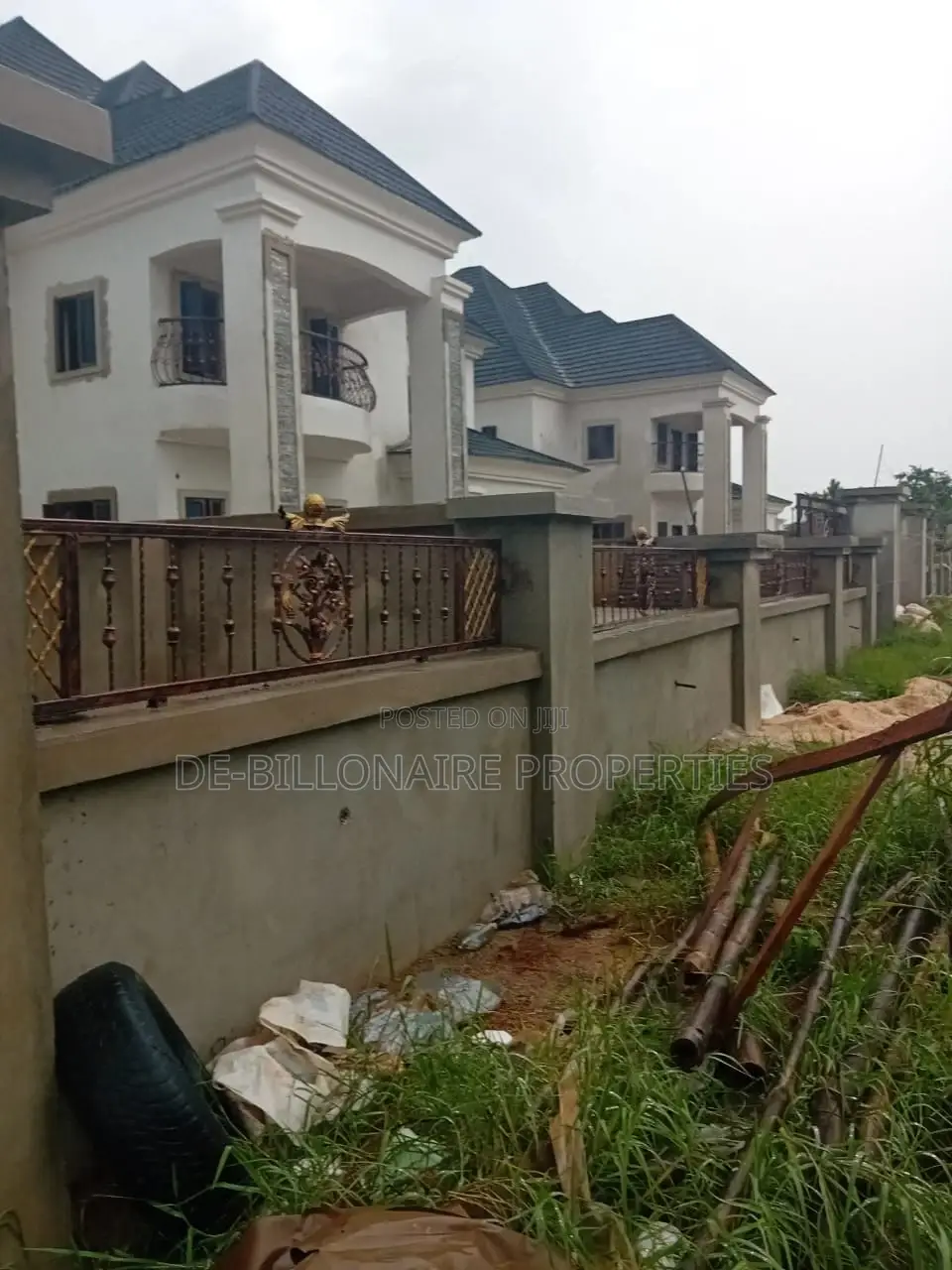 5bdrm Duplex in New Owerri for sale in Owerri