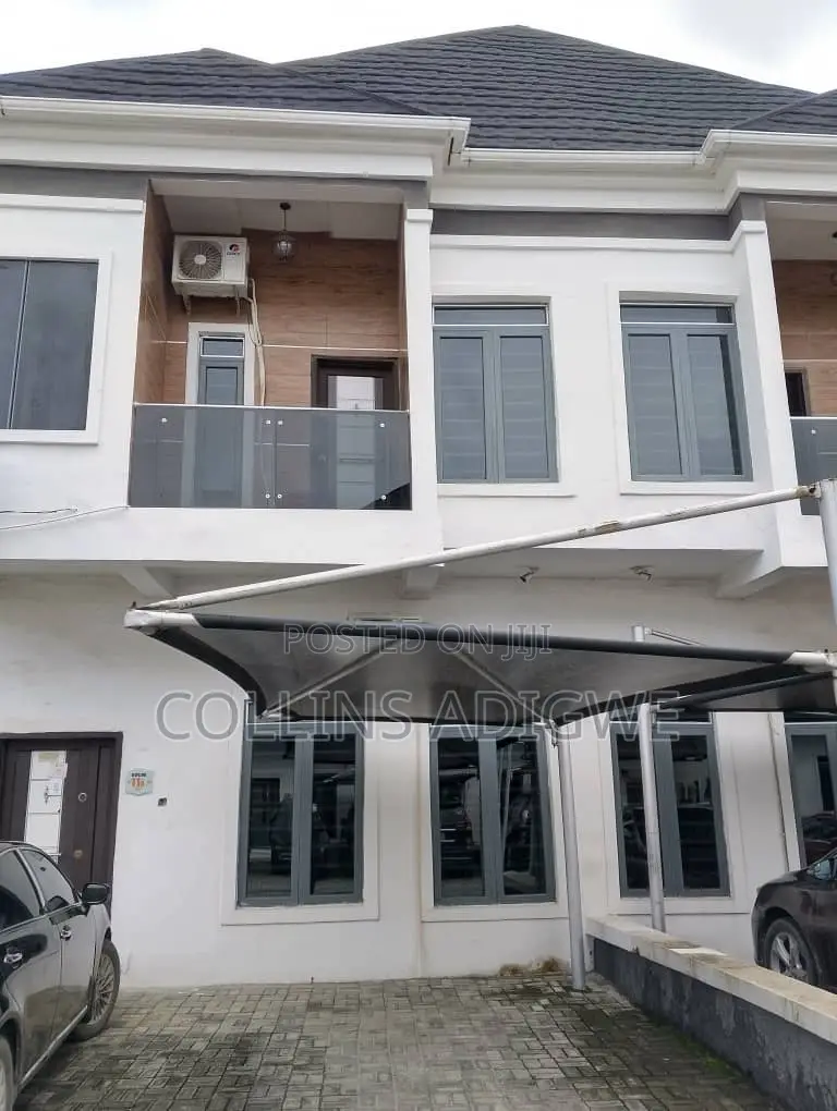 4bdrm Duplex in Gated Estate Orchid, Chevron for sale in Chevron