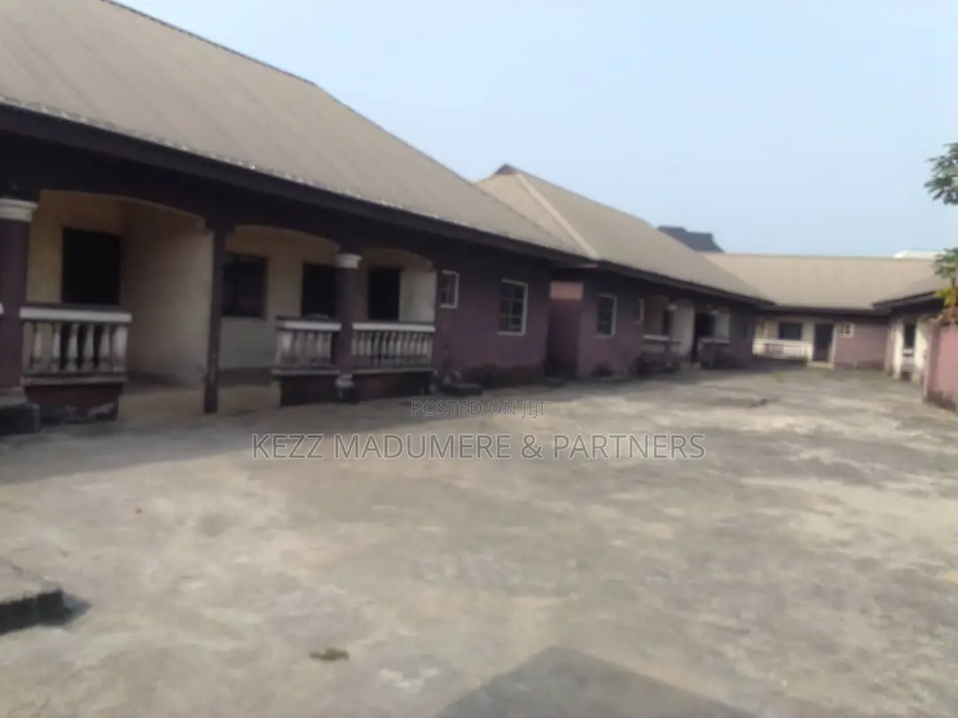 9bdrm Block of Flats in Ozuoba , Port for sale in Port-Harcourt