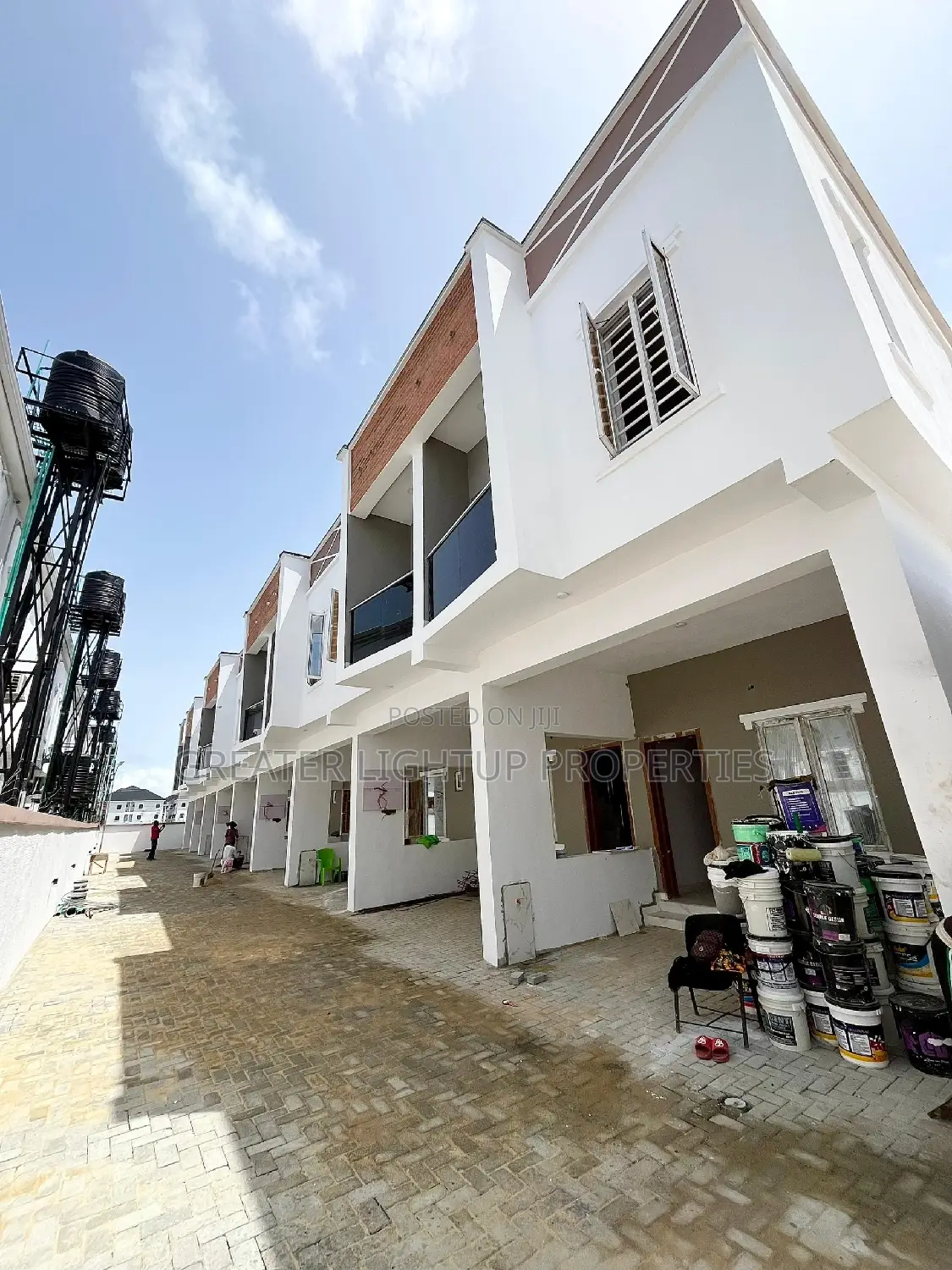 Furnished 3bdrm Duplex in Ikota Estate, Lekki Phase 2 for sale in Lekki Phase 2