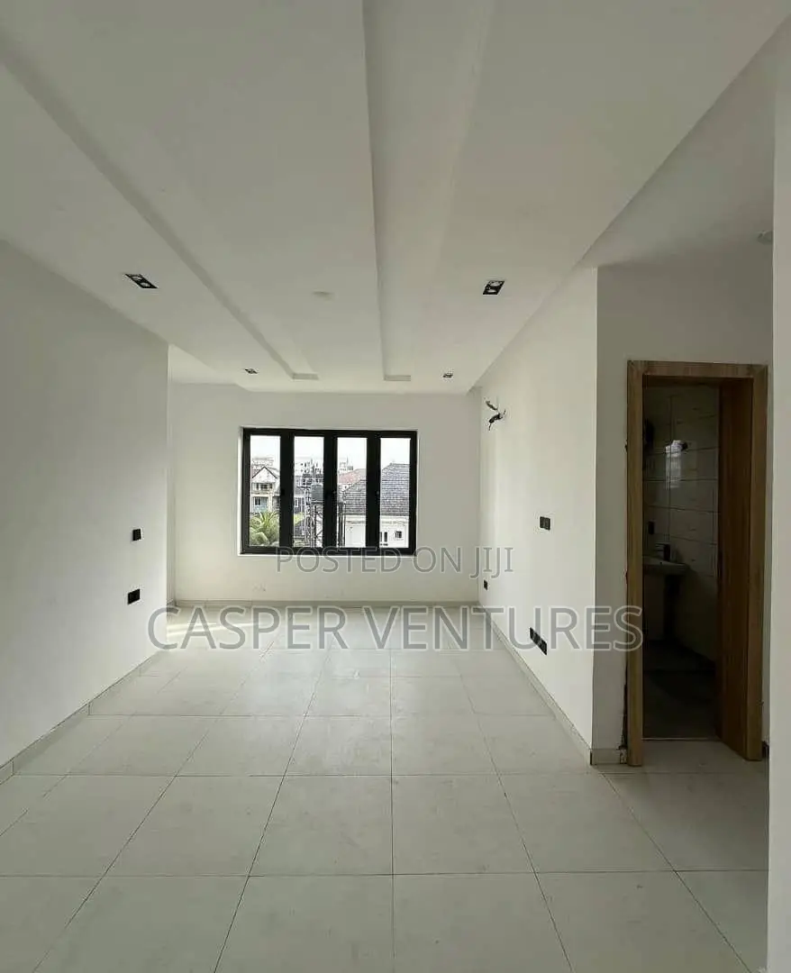 3bdrm Apartment in Gbada, Ikate for sale in Ikate