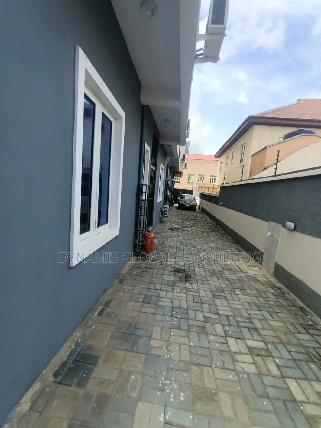 Furnished 3bdrm Maisonette in Omole Phase2 for sale in Omole Phase 2