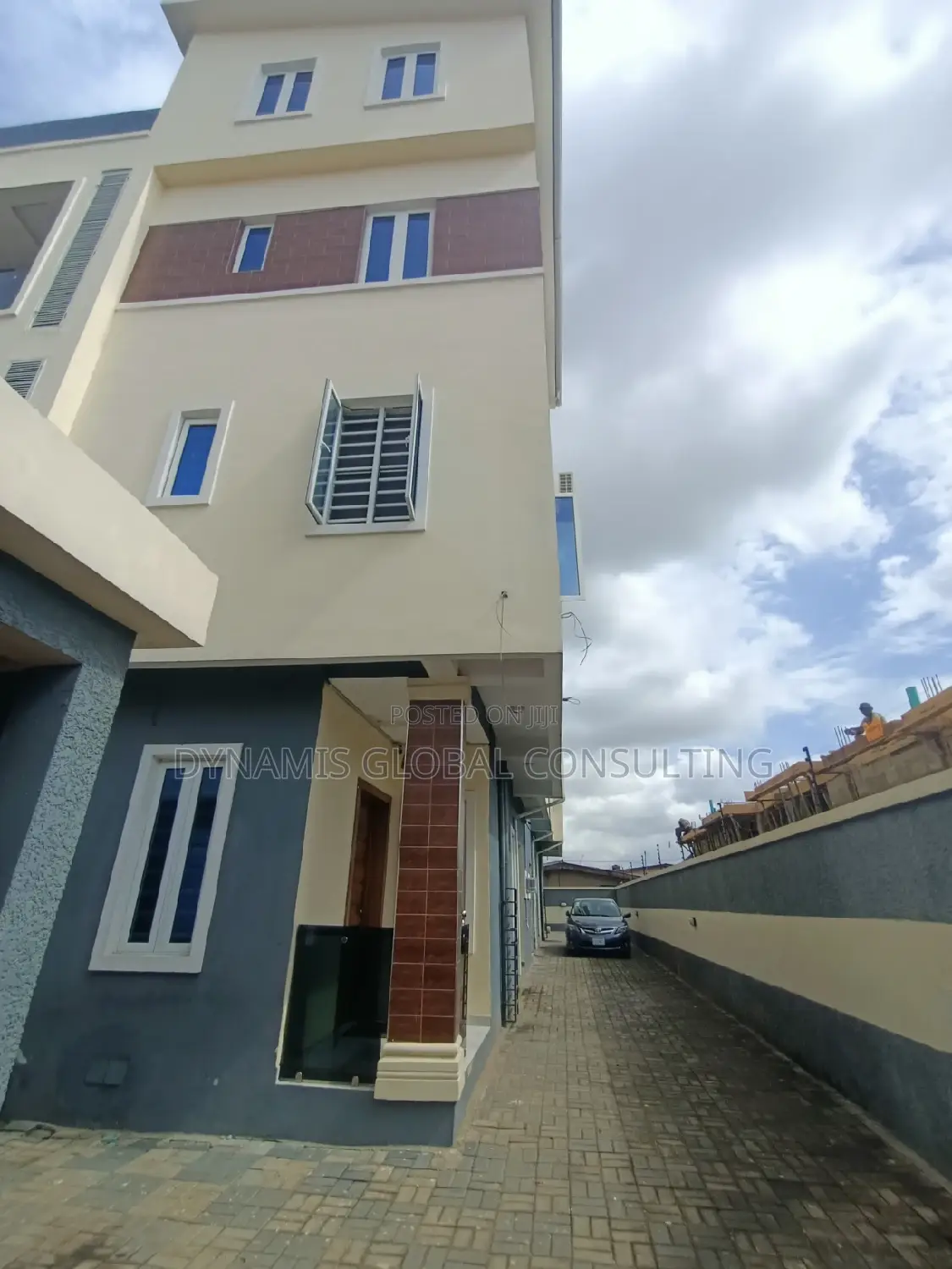 Furnished 3bdrm Maisonette in Omole Phase2 for sale in Omole Phase 2