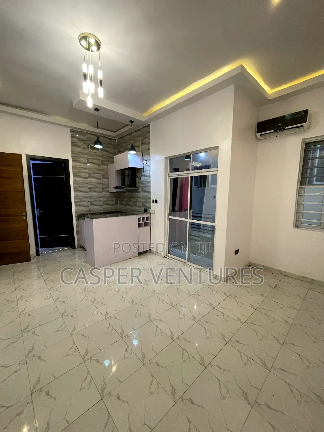 1bdrm Room & Parlour in New Road, Lekki for rent in Lekki