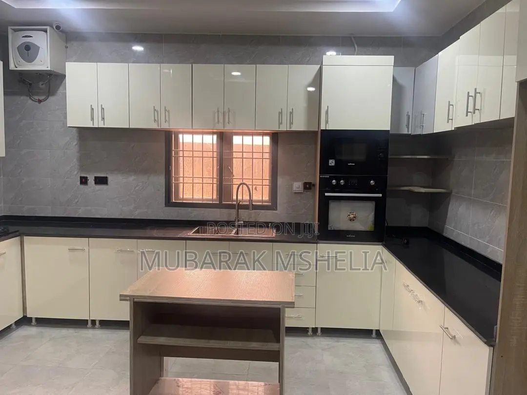 Furnished 5bdrm Duplex in Seaman, Lugbe District for sale in Lugbe District