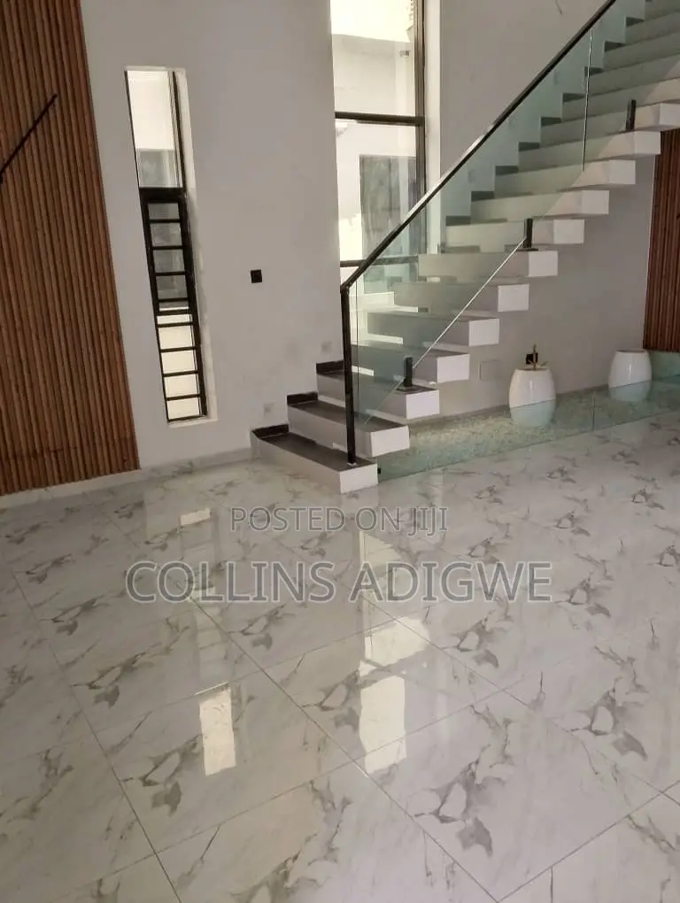 4bdrm Duplex in Secured Estate for sale in Chevron