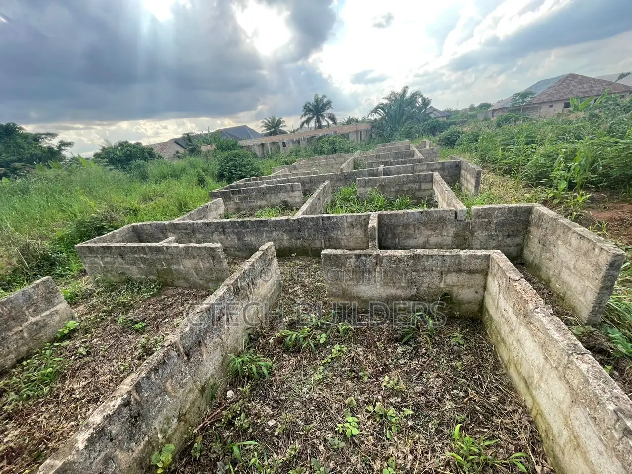 50ft X 100ft With Foundation for Sale in Benin City