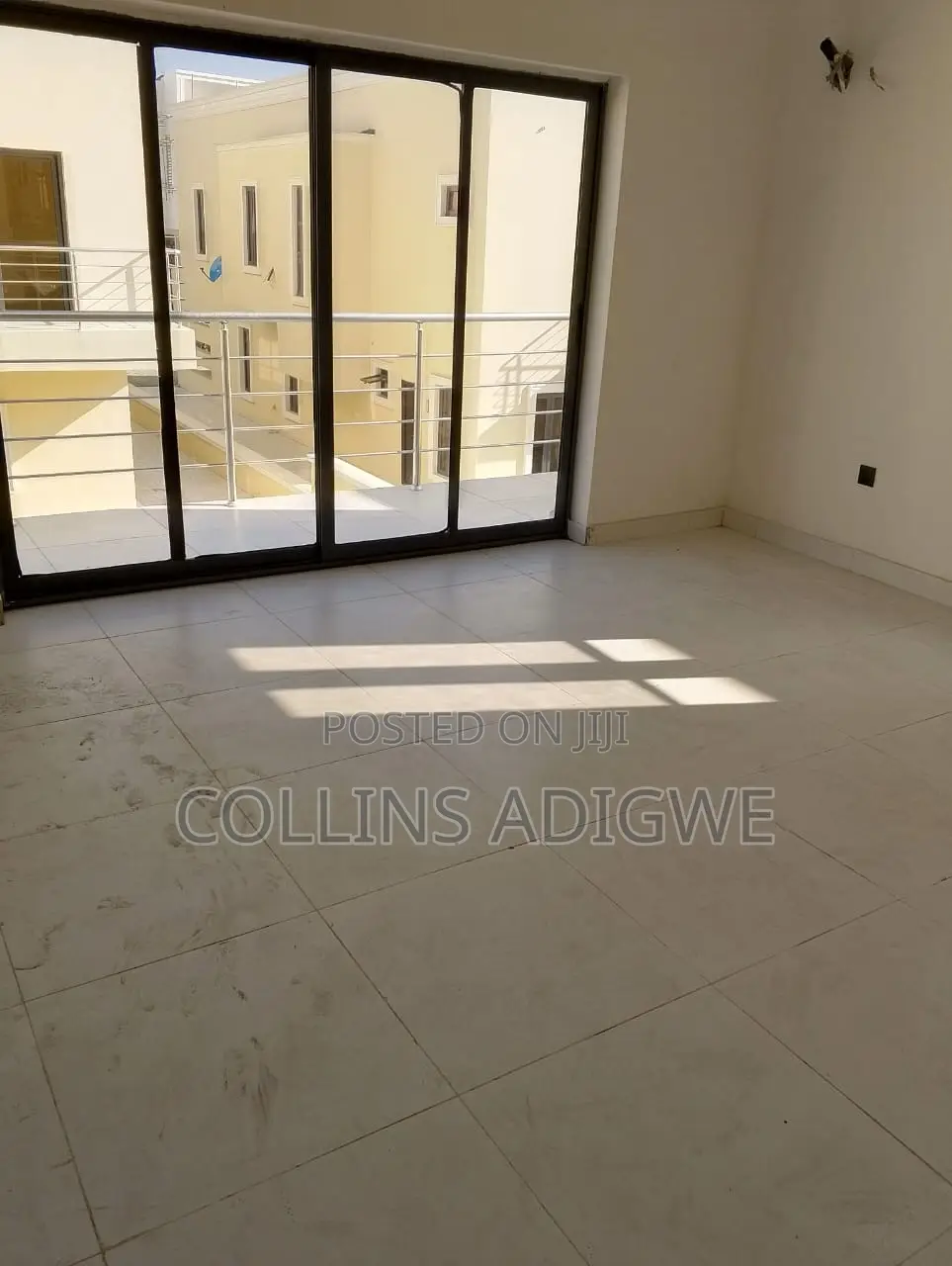 4bdrm Duplex in Chevron for rent in Chevron