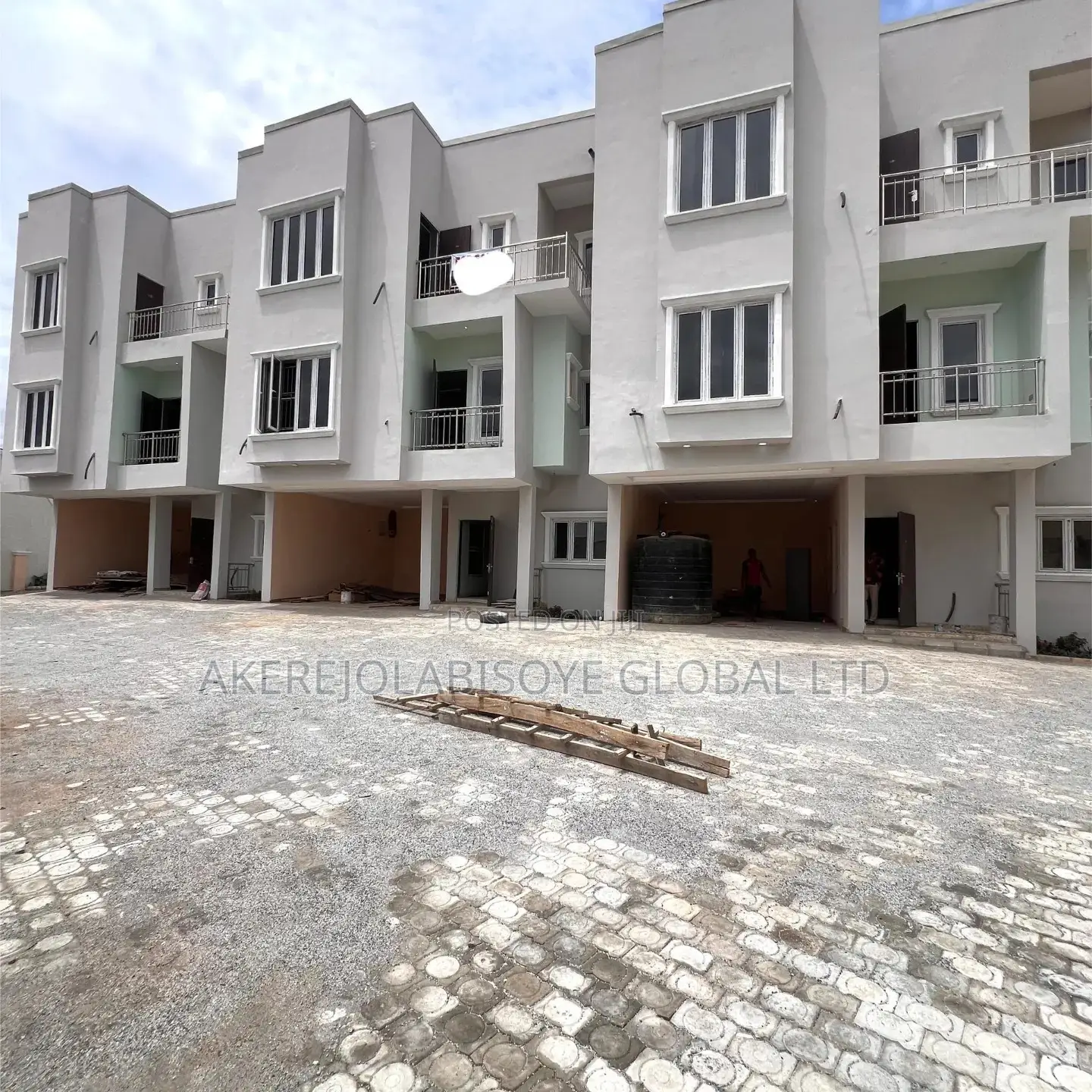 5bdrm House in Main Lifecamp for sale in Life Camp